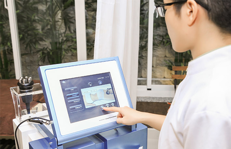 Voucher 4 Bước Trắng Thanh Tẩy Body Cao Cấp (90 Phút) Tại Ellis Spa