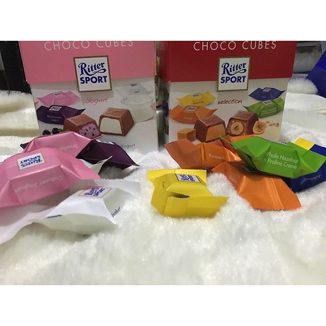 Chocolate Ritter Sport Joghurt Mix 176gr (22 viên)