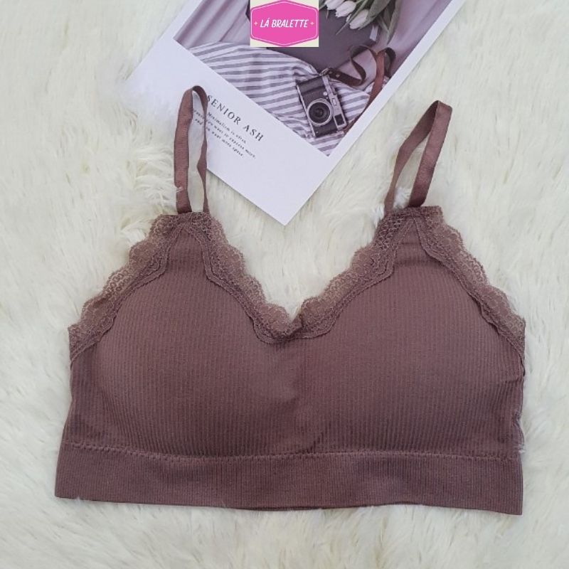 Áo bra nữ 2 dây cotton tăm viền ren cao cấp có mút mỏng áo ngực nữ sinh A19 Áo Bra Nữ 2 Dây Cotton Tăm Viền Ren Cao Cấp Có Mút Mỏng Áo Ngực Nữ Sinh A19