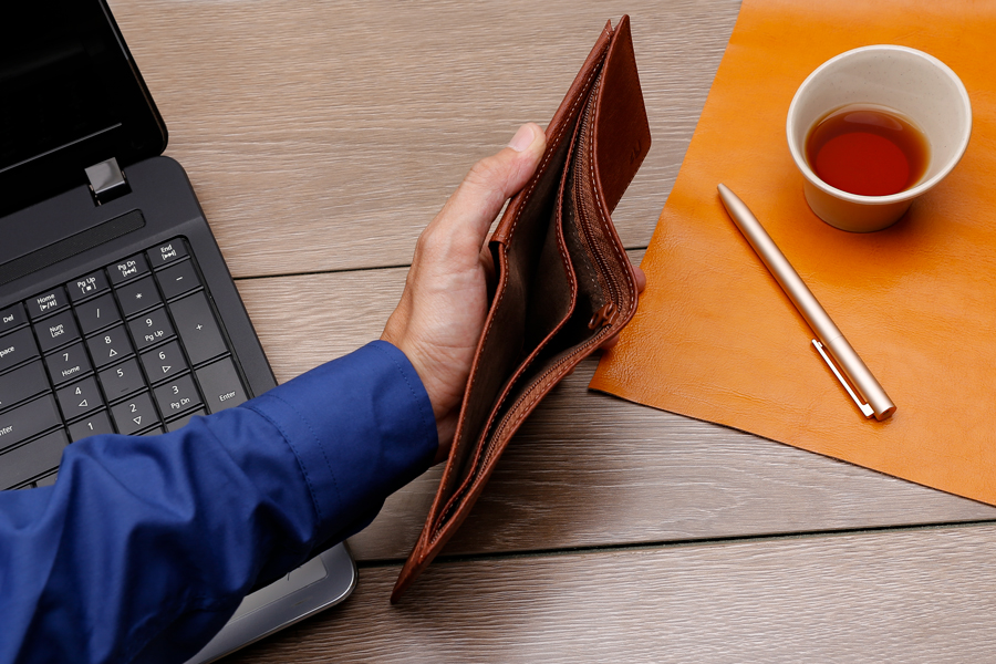 Ví Nam Da Bò 4U F012B (13 x 9.5 cm) - Nâu Bò