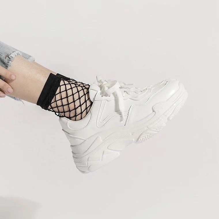 Giày Sneaker Viền số 7