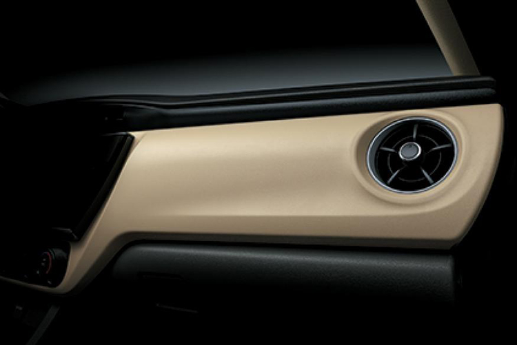 Xe ô tô COROLLA ALTIS 1.8E MT (HTML)