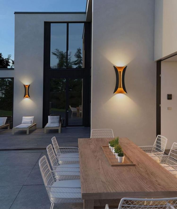 Đèn tường LED BUNGA kiểu dáng độc đáo, sáng tạo.