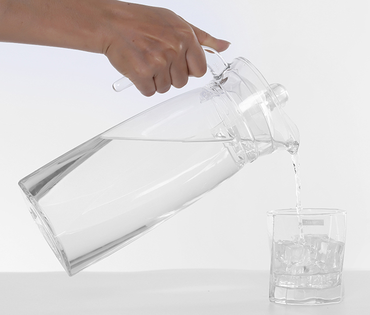 Bình Nước Thuỷ Tinh Luminarc Flame J8535 (1.3 lít)