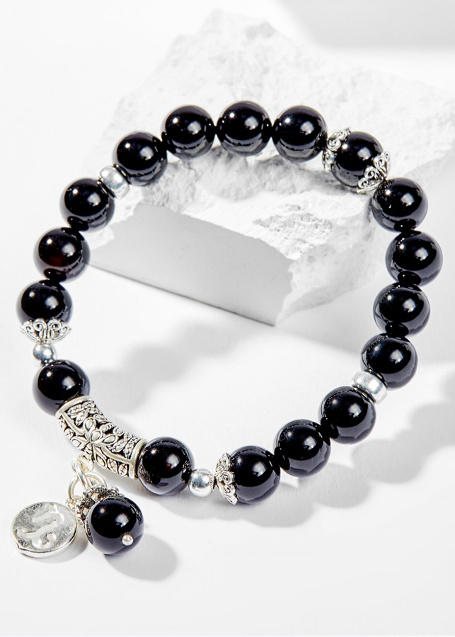 Vòng Tay Phong Thủy Đá Obsidian Phối Charm Cung Hoàng Đạo Ma Kết (8mm) Mệnh Thủy, Mộc