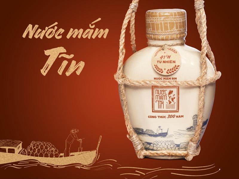 Nước mắm Tĩn cá cơm than nhãn xưa 41N ( tĩn gốm 500ml) sánh đặc thịt cá, không chất bảo quản 1