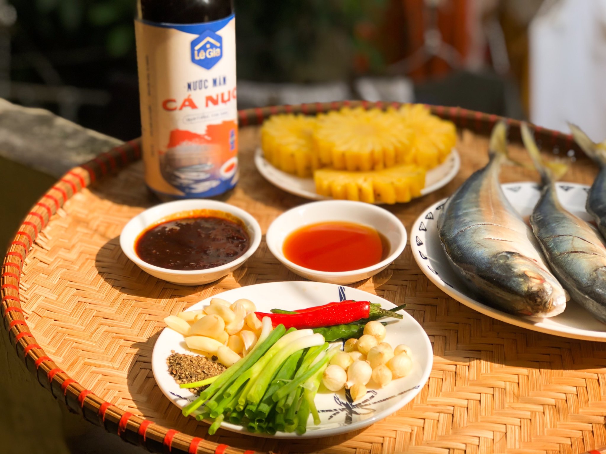 Nước mắm cá Nục Lê Gia- Can 2L