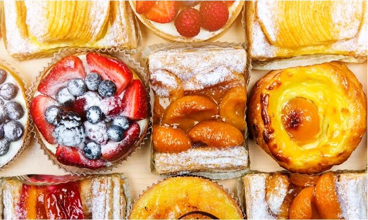 Bộ dụng cụ làm bánh đa năng Loyola HBBL-09