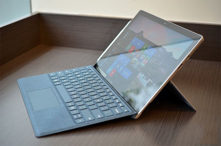 Microsoft Surface Pro 2017 i5-7300U RAM 4GB SSD 128GB/ Win10 (12.3 inch) - Hàng Chính Hãng (Silver) Microsoft Surface Pro 2017 i5-7300U RAM 4GB SSD 128GB/ Win10 (12.3 inch) - Hàng Chính Hãng (Silver)