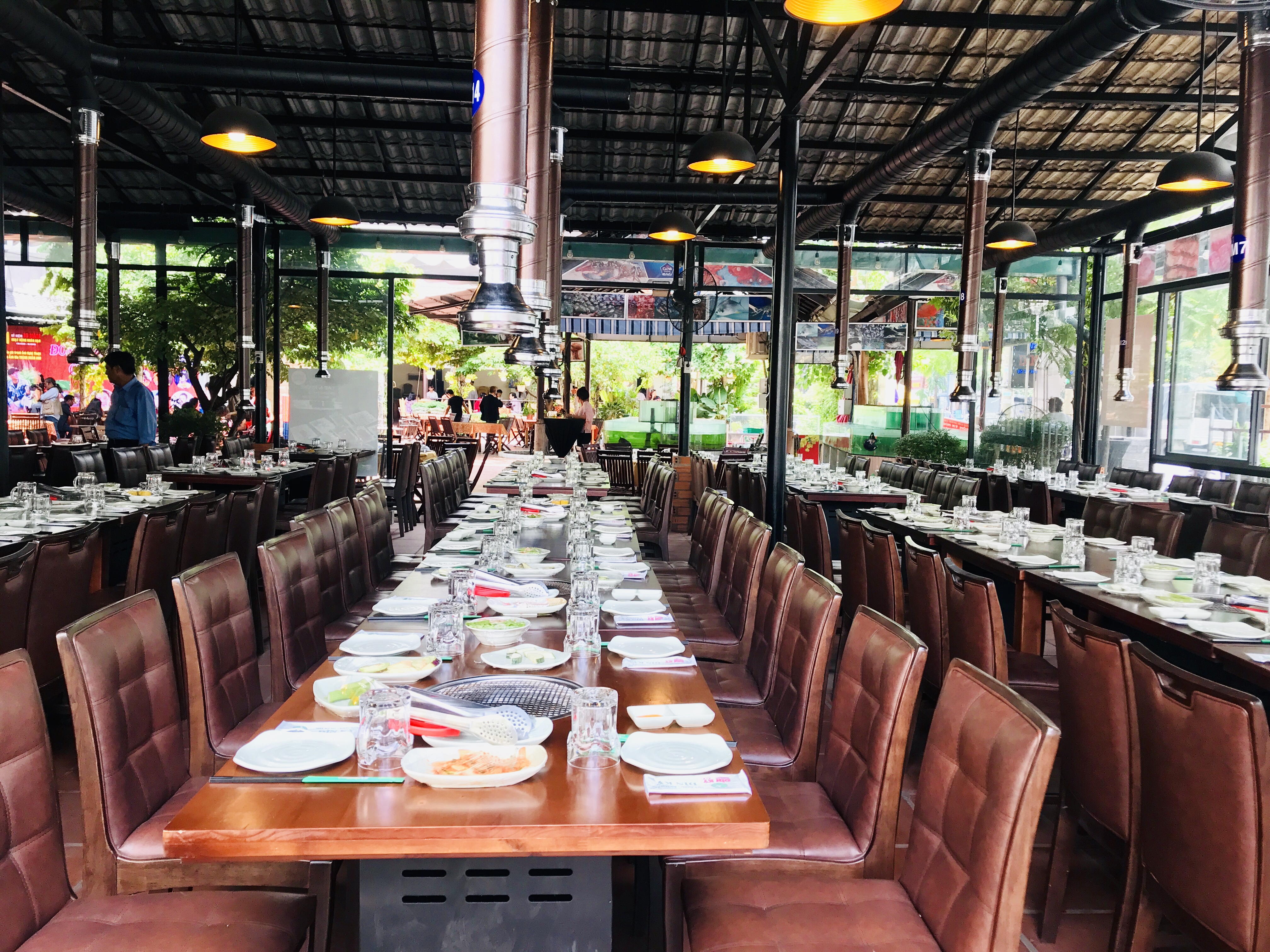 Buffet Trưa Lẩu Nướng Bò Mỹ - Hải Sản Hơn 50 Món Tại Nhà Hàng Hải Sản Dìn Ký Hồng Hà 