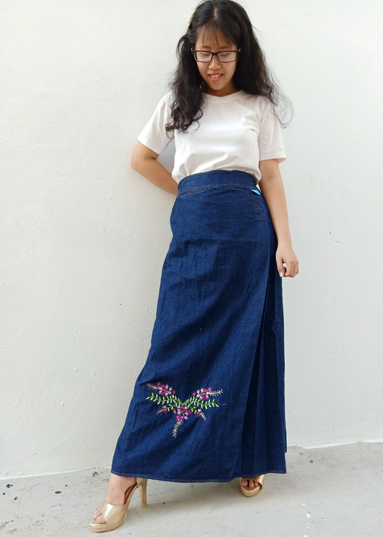 Váy chống nắng Jean mềm cho nữ Thêu Hoa Tigôn