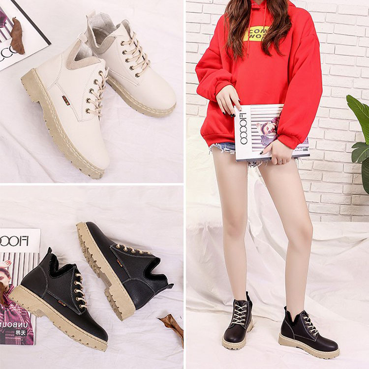 Giày Boots Nữ Cổ Chữ V Đế Thấp B100