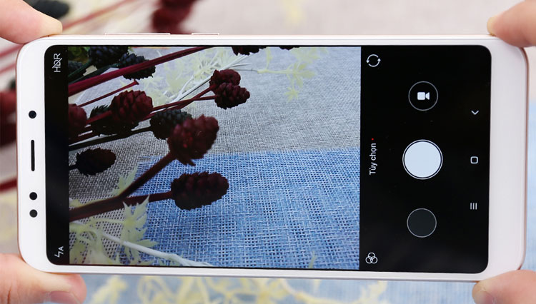 Điện Thoại Xiaomi Redmi 5 Plus (64GB/4GB) - Hàng Chính Hãng