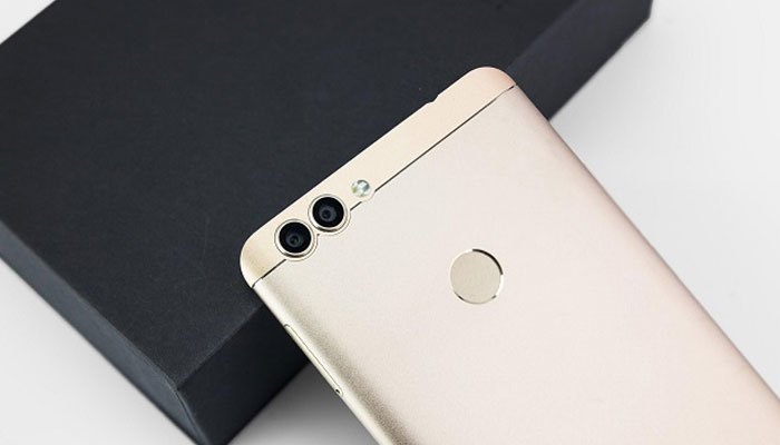 Bluboo Dual (16GB) - Hàng Chính Hãng Bluboo Dual (16GB) - Hàng Chính Hãng