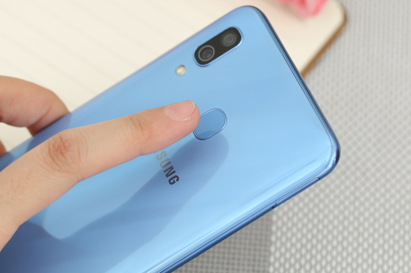 Điện Thoại Samsung Galaxy A30 (64GB/4GB) - Hàng Chính Hãng Điện Thoại Samsung Galaxy A30 (64GB/4GB) - Hàng Chính Hãng
