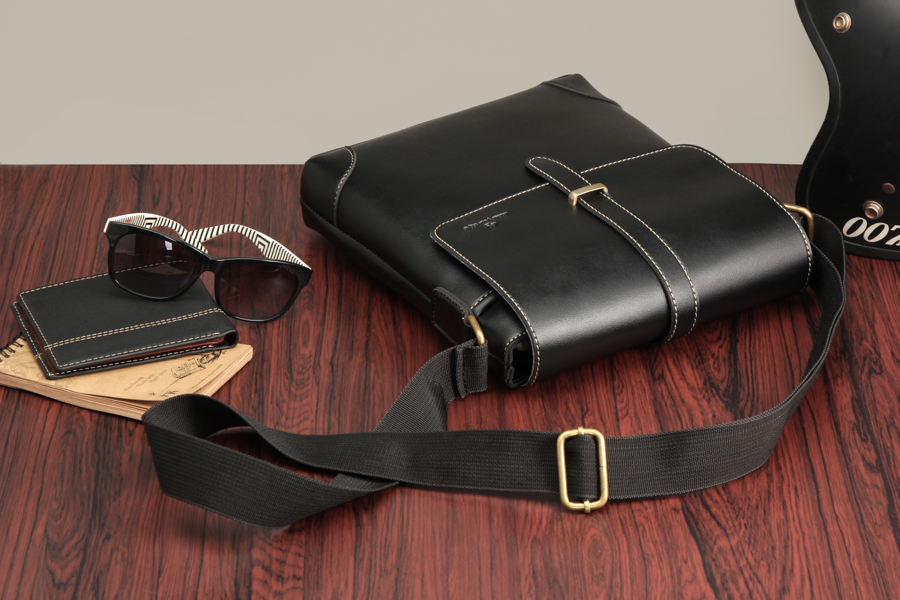 Túi Đeo Chéo Nam 4U Phong Cách D270D