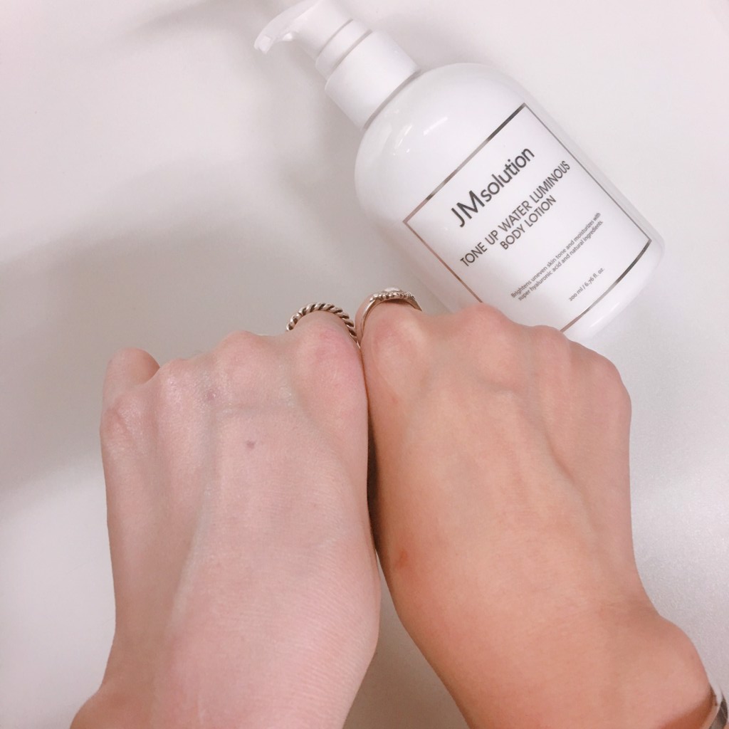 [ BODY LOTION ] SỮA DƯỠNG THỂ DƯỠNG TRẮNG , CẤP ẨM CHO DA JMSOLUTION TONE UP WATER LUMINOUS BODY LOTION 200ML