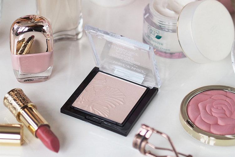 Phấn bắt sáng Wet N wild Megaglo Blossom Glow 5.4g