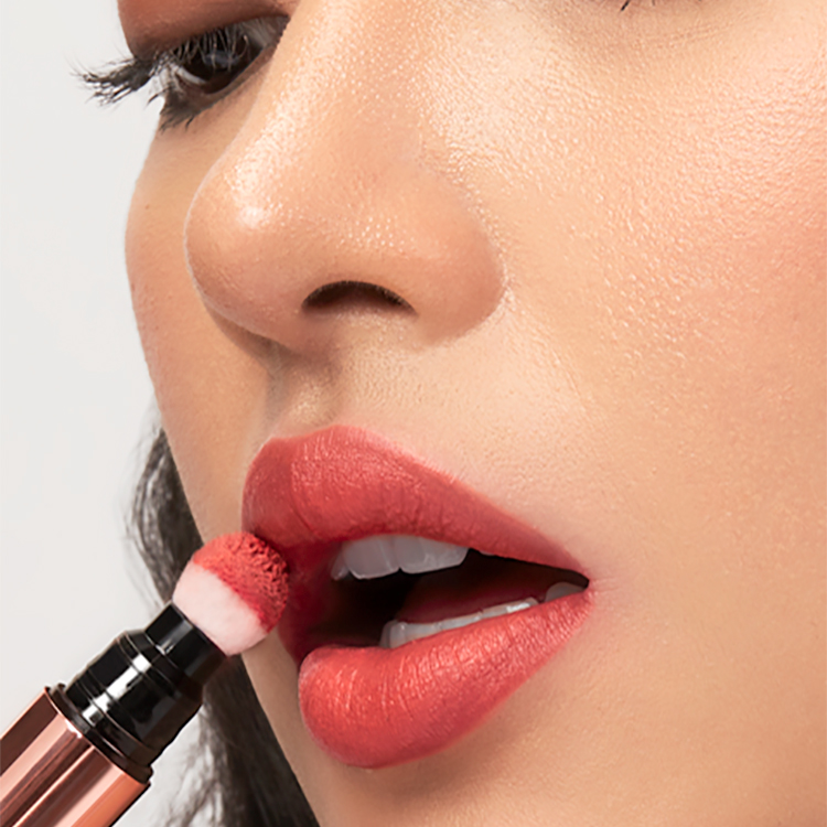 Bộ Đôi Crush On Me : Honest + Euphoric - Son Kem Dạng Bấm Loulou