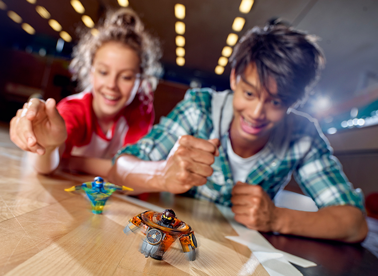 Con Quay Lốc Xoáy Đất LEGO 70662