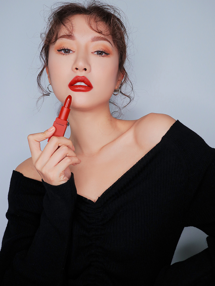 Son Thỏi Lì 3CE Red Recipe Original Lip Color - 211 Dolly