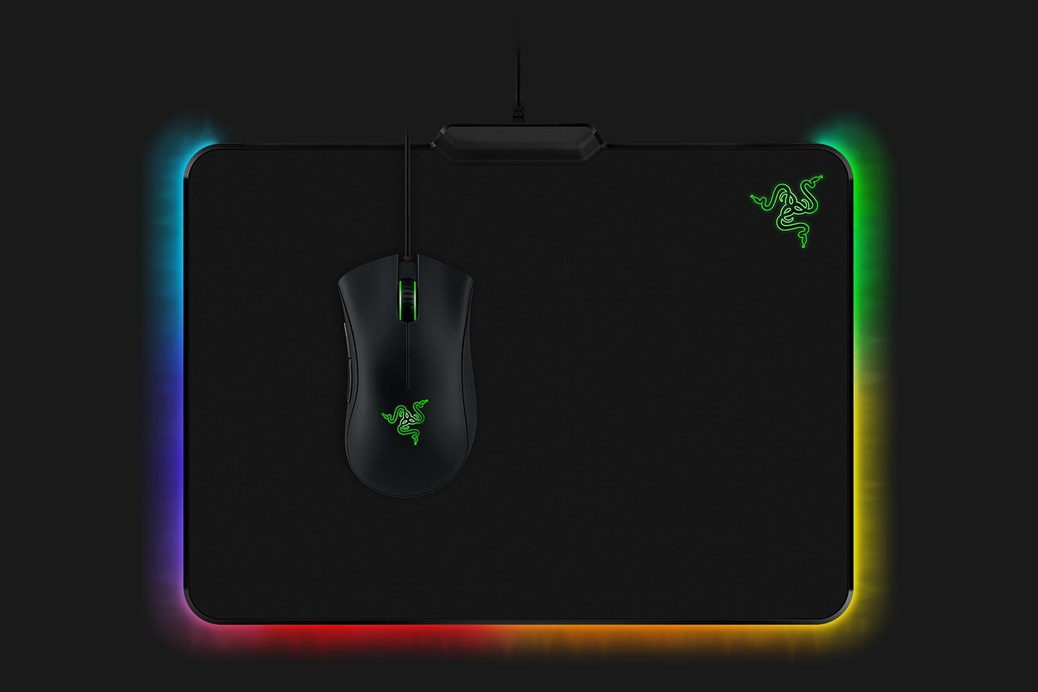 bàn di chuột Razer Firefly V2 hard mat hiệu ứng màu sắc sinh động