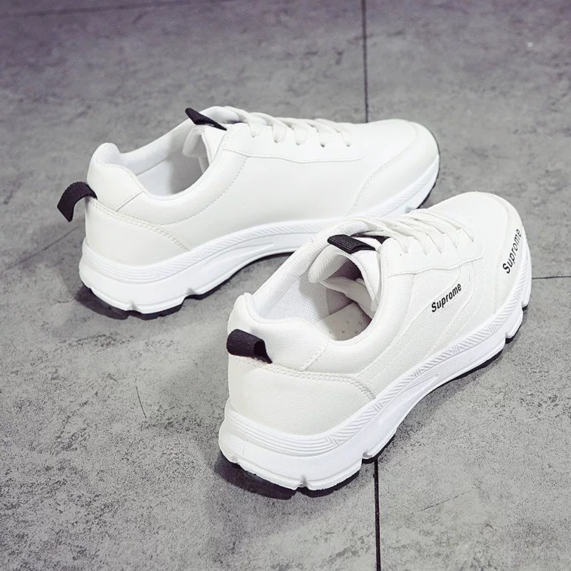 Giày Sneaker Nữ Đế Cao Chống Trơn, Trái Tim Ở Mũi Hapu Giày Sneaker Nữ Đế Cao Chống Trơn, Trái Tim Ở Mũi Hapu
