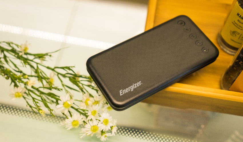 Pin Sạc Dự Phòng Energizer Chiến Binh 10.000mAh Lõi Lithium Polymer - UE10022 - Hàng Chính Hãng Pin Sạc Dự Phòng Energizer Chiến Binh 10.000mAh Lõi Lithium Polymer - UE10022 - Hàng Chính Hãng