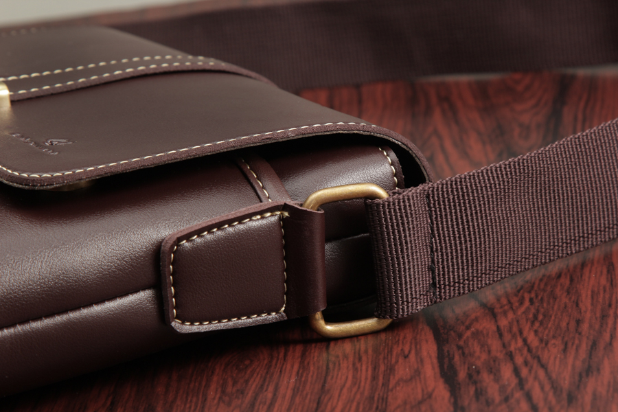 Túi Đeo Chéo Nam 4U Phong Cách D270N