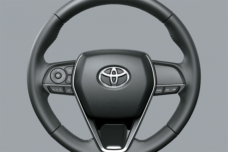 Xe ô tô CAMRY 2.0G BEAUTIFUL MONSTER