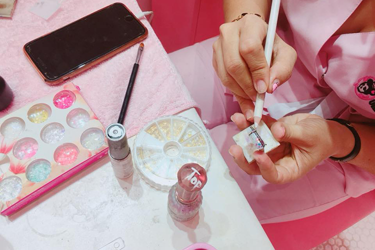 Combo Cắt Da Tay Và Sơn Móng OPI Tại Vietgangz Nails