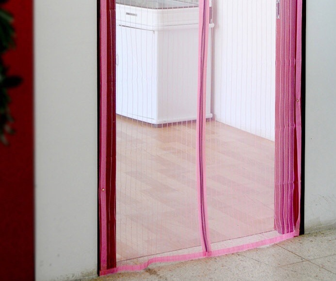 Màn cửa chống muỗi, côn trùng đa năng 90x210 cm (giao màu ngẫu nhiên)