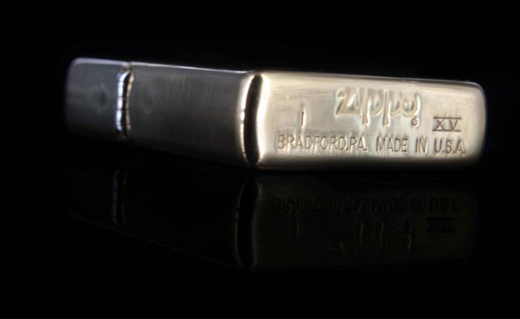 Bật Lửa Zippo La Mã 1999 – Đồng Nguyên Khối – Marlboro