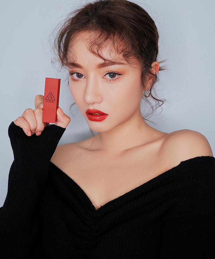 Son Thỏi Lì 3CE Red Recipe Original Lip Color - 211 Dolly