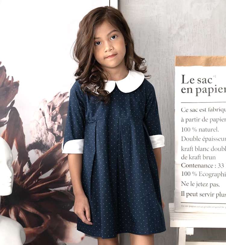 Đầm Bé Gái Xanh Đen Tay Lửng Cổ Sen Trắng KIKA GND-0002