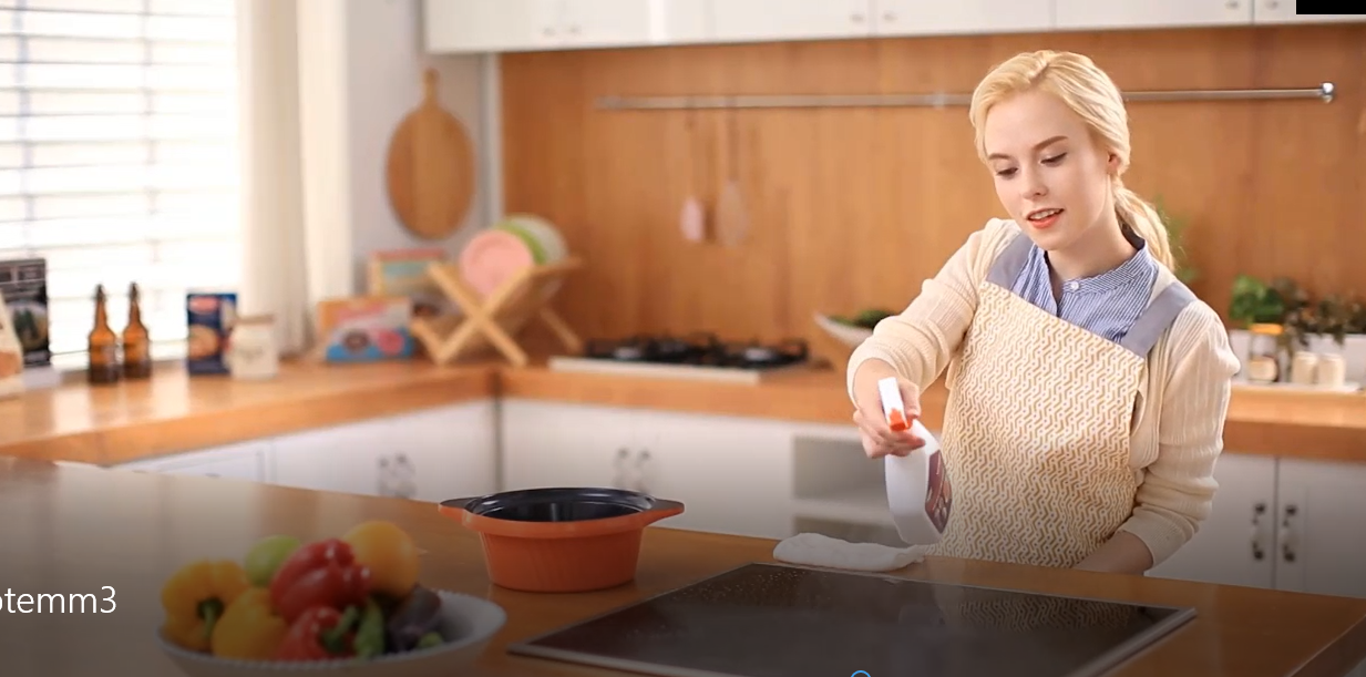 Chai Xịt Tẩy Diệt Khuẩn Đa Năng Vo.Temm (600ml)