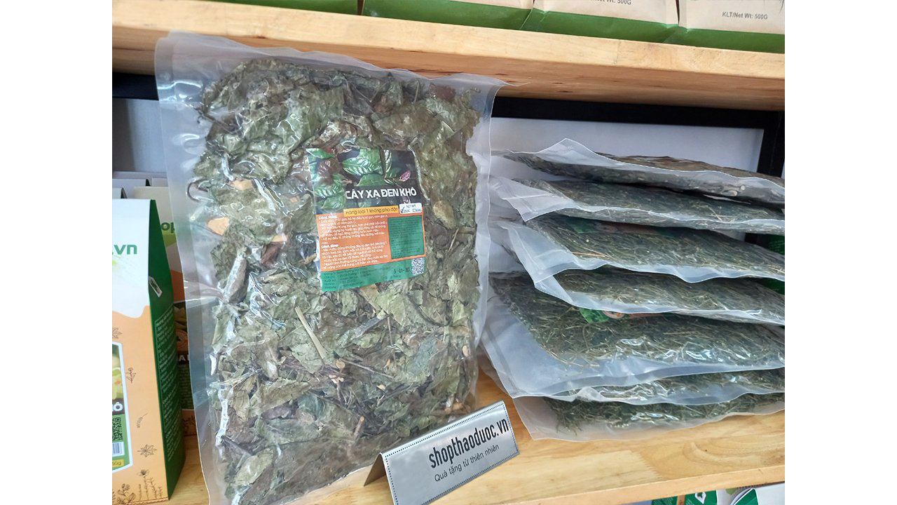 1kg cây xạ đen khô ( tặng 1 chai tinh dầu sả chanh 8ml ) - giúp ổn định huyết áp, thanh nhiệt, giải độc cơ thể