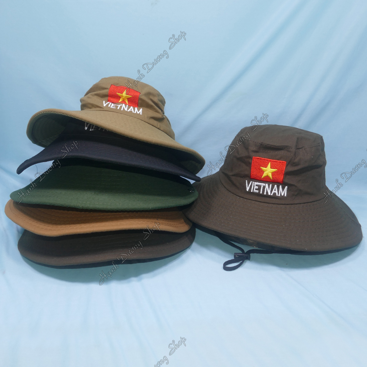 Mũ tai bèo nam vành rộng thêu cờ Việt Nam, chất liệu vải kaki oát mát mẻ, bền chắc - Hạnh Dương