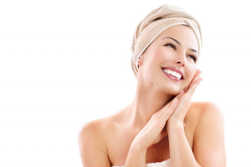 Chăm Sóc Da Chuyên Sâu Sử Dụng Tinh Chất Collagen Hồng Gấm Spa
