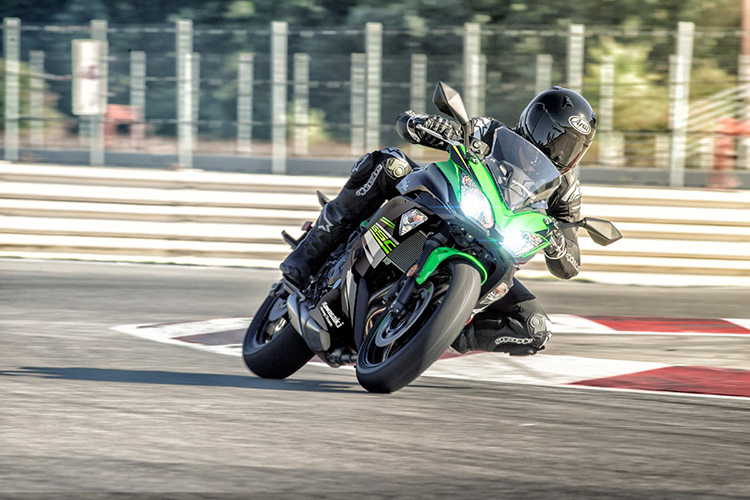 Xe MOTO Kawasaki Ninja 650 ABS - Xanh lá