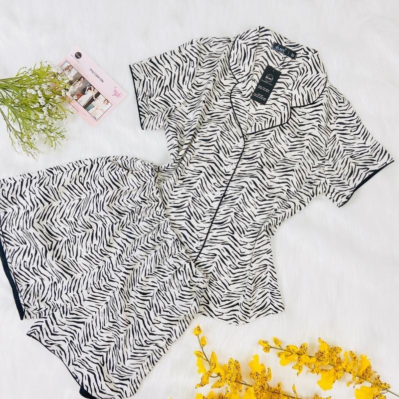 Đồ bộ mặc nhà nữ Pijama lụa VILADY - B136 kiểu đồ bộ ngắn họa tiết vằn đen siêu dễ thương, chất liệu lụa Pháp ( lụa latin)