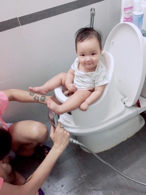 Bô Vệ Sinh Cho Bé Đa Năng - Bô Rửa Trẻ Em Boom Potty Hàng Chính Hãng 15