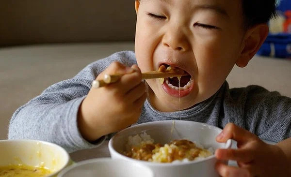 Đậu nành lên men Natto Nhật bản 45g x 3 khay