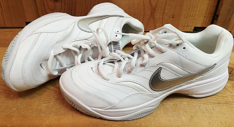 Giày Quần Vợt Nữ WMNS Nike Court Lite 845048-100