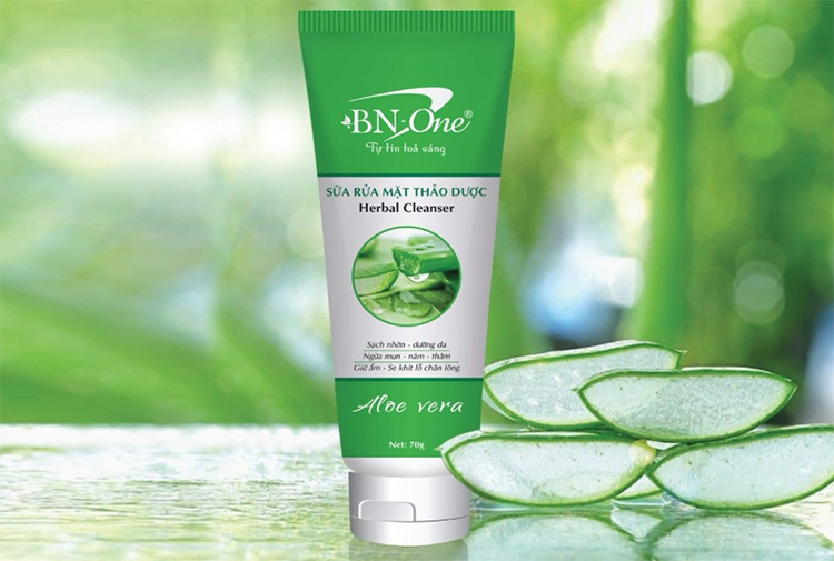 Sữa Rửa Mặt Thảo Dược Aloe Vera BN-ONE 70g