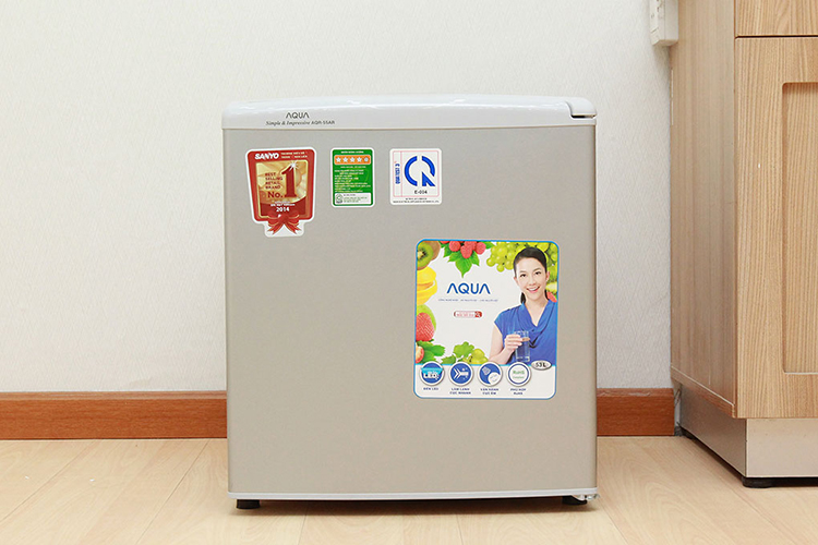 Tủ Lạnh Mini Aqua AQR-55AR (50L) Tủ Lạnh Mini Aqua AQR-55AR (50L)