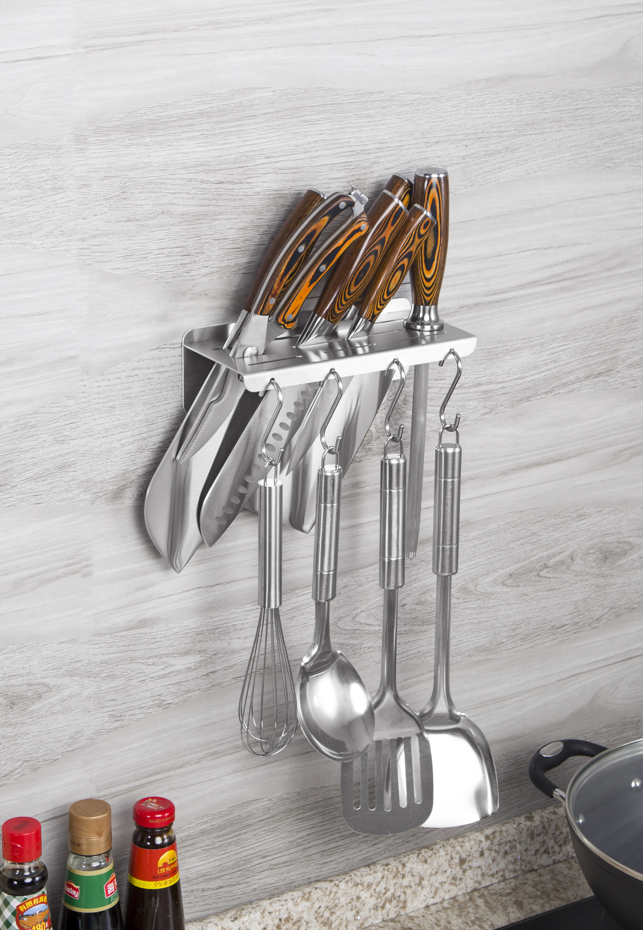 Kệ treo dao kéo Inox 304 có 4 móc treo dán tường Hobby home decor KDT
