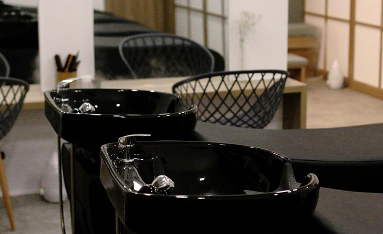 Liệu trình Thanh Tẩy Bạc Hà Kết Hợp ủ Dưỡng Lá Trà Tại Hebe Spa