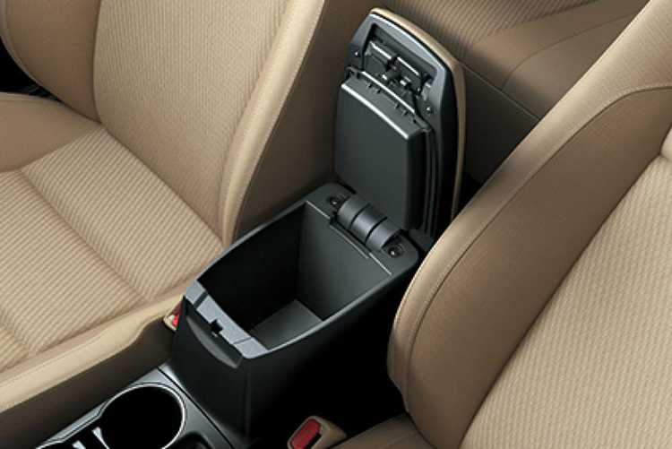 Xe ô tô COROLLA ALTIS 2.0V SPORT (CVT)