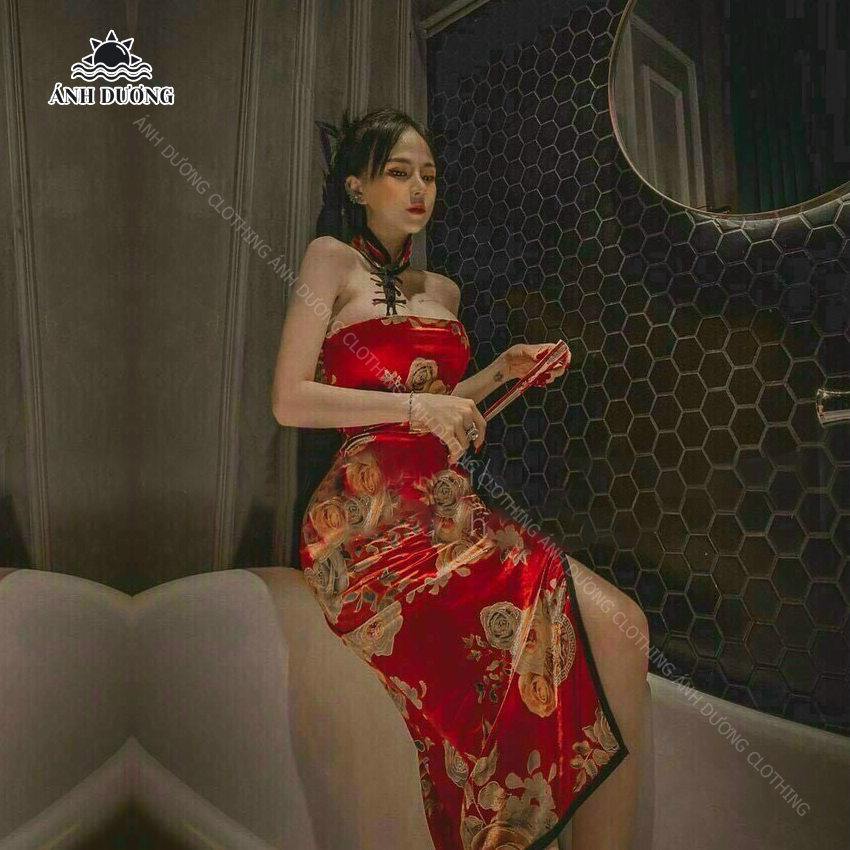 Đầm body sexy xẻ tà hở vai cổ tàu hoa hồng Ánh Dương Clothing M118, váy ôm body